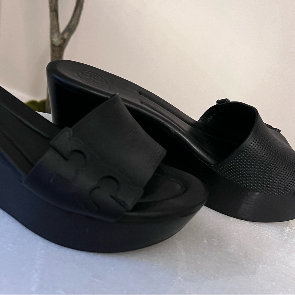 Tory Burch Black Wedges Slides Size 8